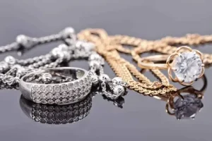 ترفندهای ساده برای تشخیص طلا سفید از نقره