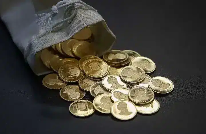 سرمایهگذاری در طلا: راهی مطمئن برای حفظ ارزش دارایی 3 سرمایهگذاری در طلا: راهی مطمئن برای حفظ ارزش دارایی